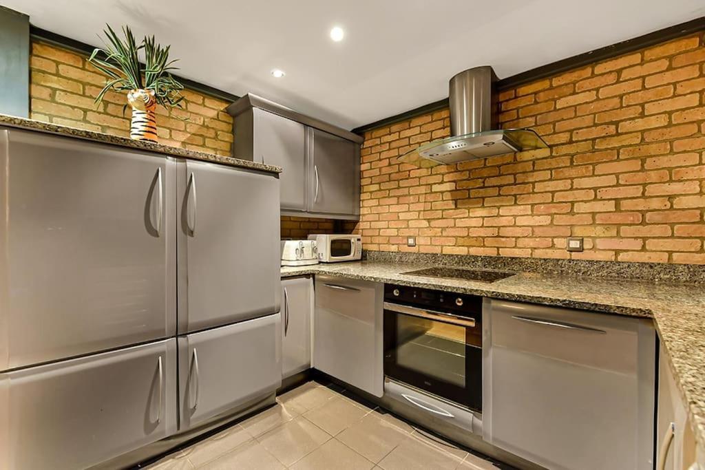 Spacious 2 Bed Urban Jungle Flat, Central London Exterior foto